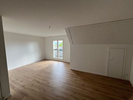 Spacious maisonette apartment for rent in Dürnten - Photo 5