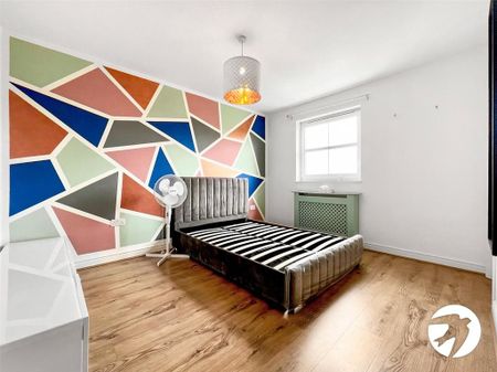 4 bedroom townhouse to rent - Photo 4