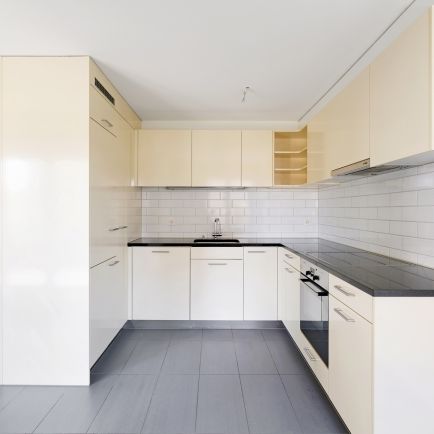 Un habitat moderne et fiscalement avantageux dans la populaire ville de Bottmingen - Foto 1