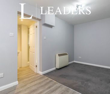 apartment to rent Pound Lane, Epsom, KT19 - Photo 3