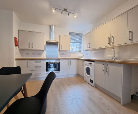 Room 3, 223 Chesterton Road, Cambridge - Photo 4