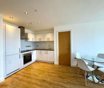 2 bedroom apartment to rent - Photo 6