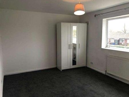 Northumberland Roadbrinningtonstockport, SK5 - Photo 3