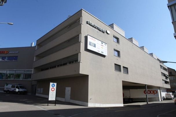 Beautiful attic apartment in the center of the city of Wil with a great view! - Photo 1