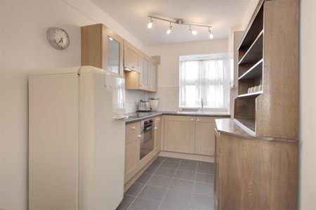 2 bedroom duplex to rent - Photo 4