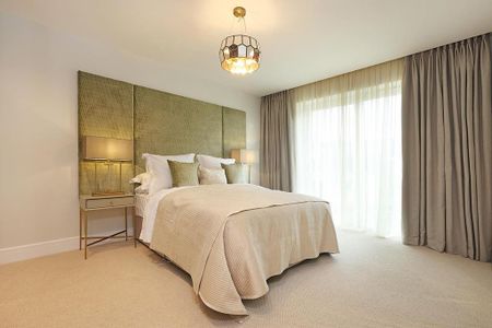 6 bedroom detached house to rent - Photo 4