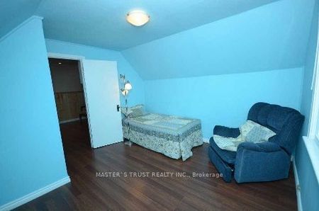 For Lease - 16 Landseer Road, Toronto, Ontario - Photo 3