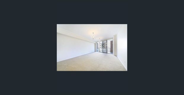 Modern One bedroom + Study apartment for lease - Photo 1