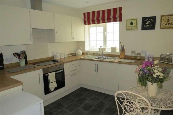 Northgate, Sleaford, NG34 - Photo 1