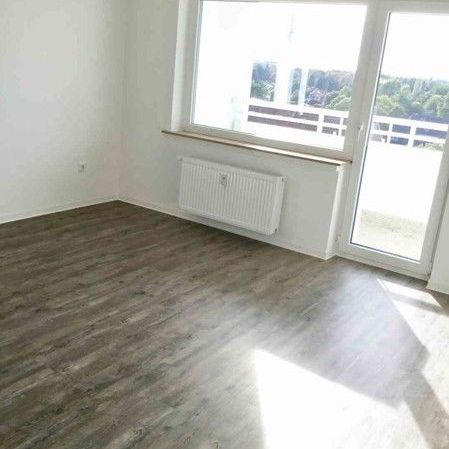 Wir renovieren für Sie eine schöne 3-Zimmer,Wohnung mit Balkon - Foto 1