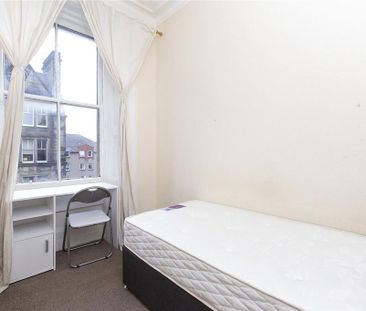 3 bedroom flat to rent - Photo 6