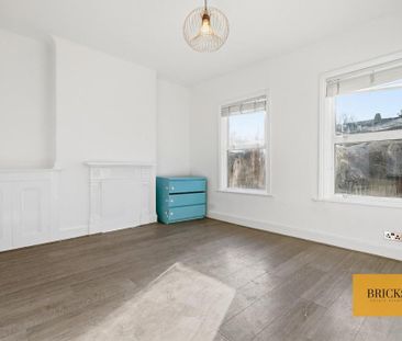 4 bedroom terraced house to rent - Photo 2