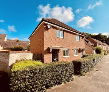 2 bedroom semi-detached house to rent - Photo 2