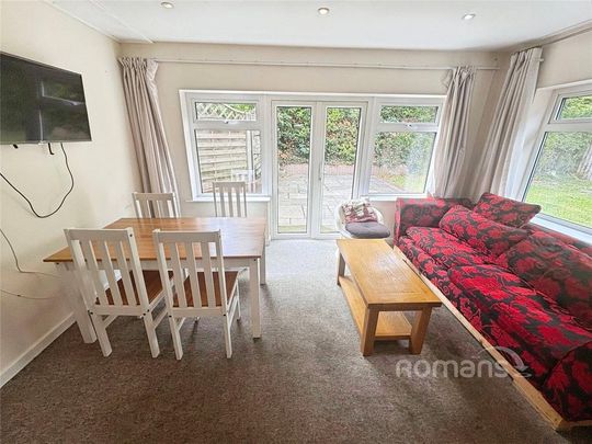 6 bedroom terraced house to rent - Photo 1