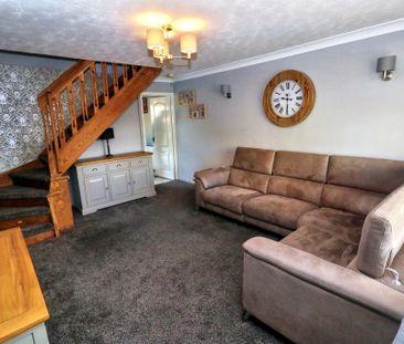 2 bedroom terraced house to rent - Photo 2