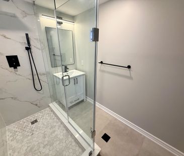 For Lease - 200 Trent Street, Whitby, Ontario - Photo 5