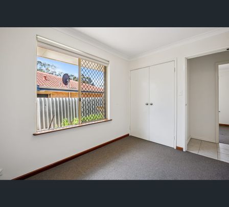 11B Craigie Crescent, Manning, WA 6152 - Photo 1