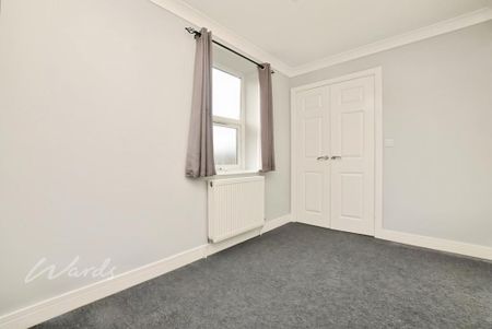 2 bedroom semi-detached house to rent - Photo 2