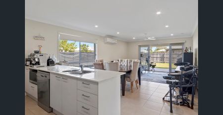 Impeccable Family Living only 800m from the Waterfront - Photo 3