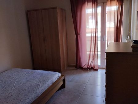 Διαμέρισμα για ενοικίαση Κέντρο (Χαριλάου) - Photo 4