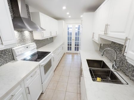 For Lease - 299 Mill Road Unit# 2002, Toronto, Ontario - Photo 3