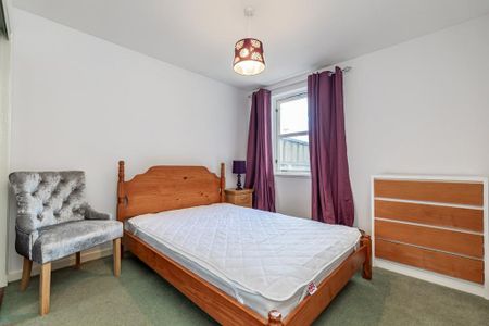 2 bedroom property to rent - Photo 2