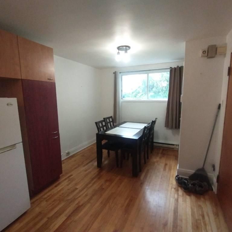 Appartement 3 1/2 dans Rosemont - Photo 1