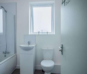 6 bedroom house of multiple occupation to rent - Photo 4