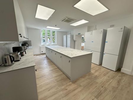 1 bedroom property to rent - Photo 2