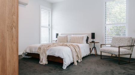 17 The Avenue , - Photo 5