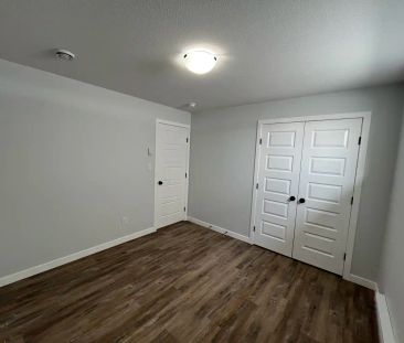 B - 138 Kostiuk Crescent, SaskatoonSuite | 2 Bedrooms | 1 Bathroom ... - Photo 6