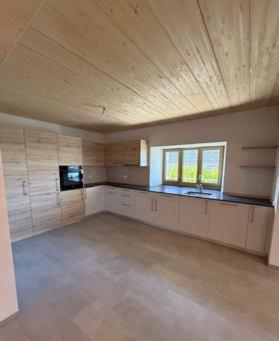 A louer, magnifique logement de 3.5 pièces dans une ferme rénovée - Photo 2