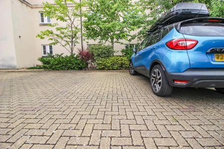 2 bedroom apartment to rent - Photo 2