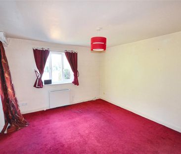 2 bedroom semi-detached house to rent - Photo 2