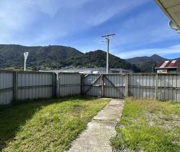 Sunny 2-Bedroom Home for Rent - Photo 4