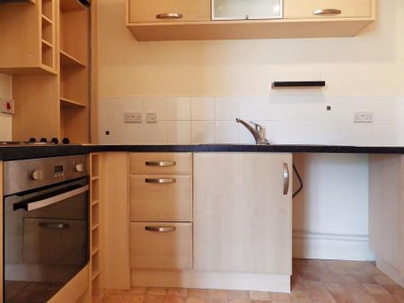 2 bedroom apartment to rent - Photo 5