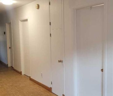 Appartement 51/2 Spacieux et illuminé - Photo 4