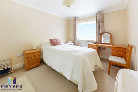 2 bedroom apartment to rent - Photo 4