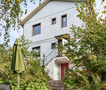 Börsåsgatan, Hisings Backa - Photo 1