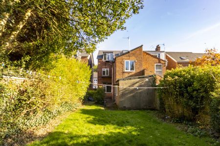 1 bedroom flat to rent - Photo 4