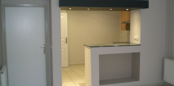 Location Maison 5 pièces 105m² - Photo 2