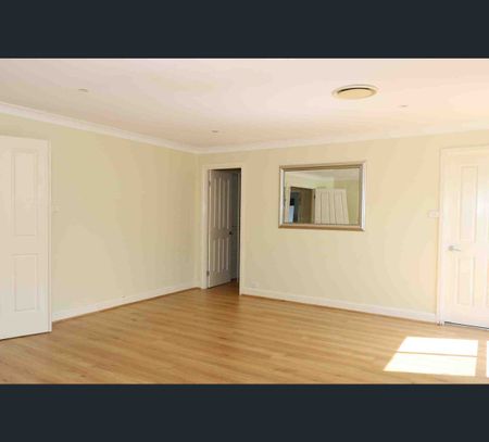 63 St Pauls Avenue, Castle Hill, NSW 2154 - Photo 4