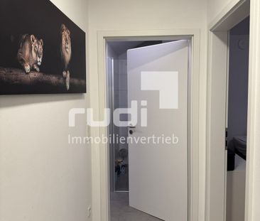 Moderne 2-Zimmer-Wohnung mit großem Balkon in KfW-55-Haus - Photo 4