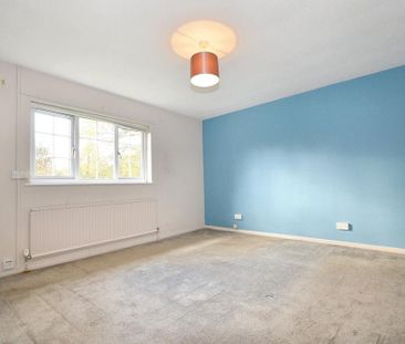 4 bedroom detached house to rent - Photo 1