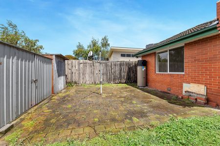 16 Crown Street, Flemington VIC 3031 - Photo 5