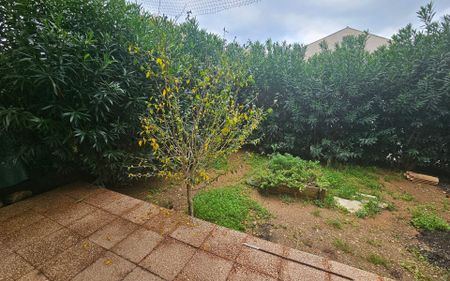 Appartement à louer 2 pièces • 40 m2 Six-Fours-les-Plages - Photo 5