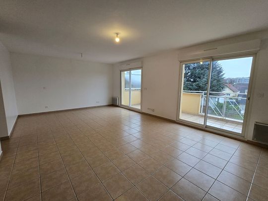 Location Appartement 3 pièces 65m² - Photo 1