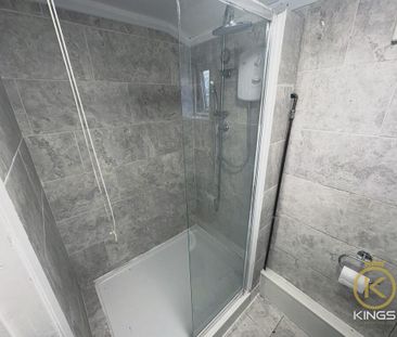 2 bedroom semi-detached house to rent - Photo 3