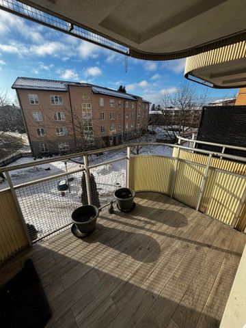 Värnstigen, Segeltorp - Photo 2