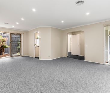 2/32 Barnett Street, Hampton VIC 3188 - Villa For Rent | Domain - Photo 3